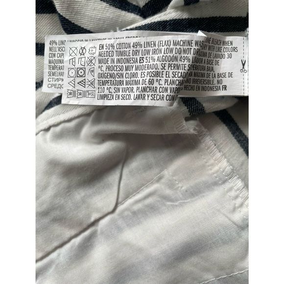 Striped Wide Legged 3/4 Length NWT - Picture 9 of 9